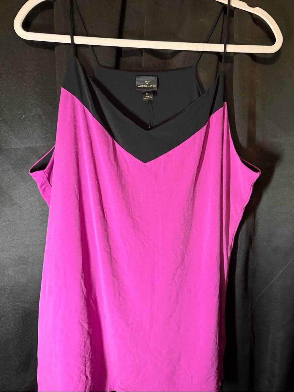 Worthington Magenta and Black V-Neck Spaghetti Strap Camisole